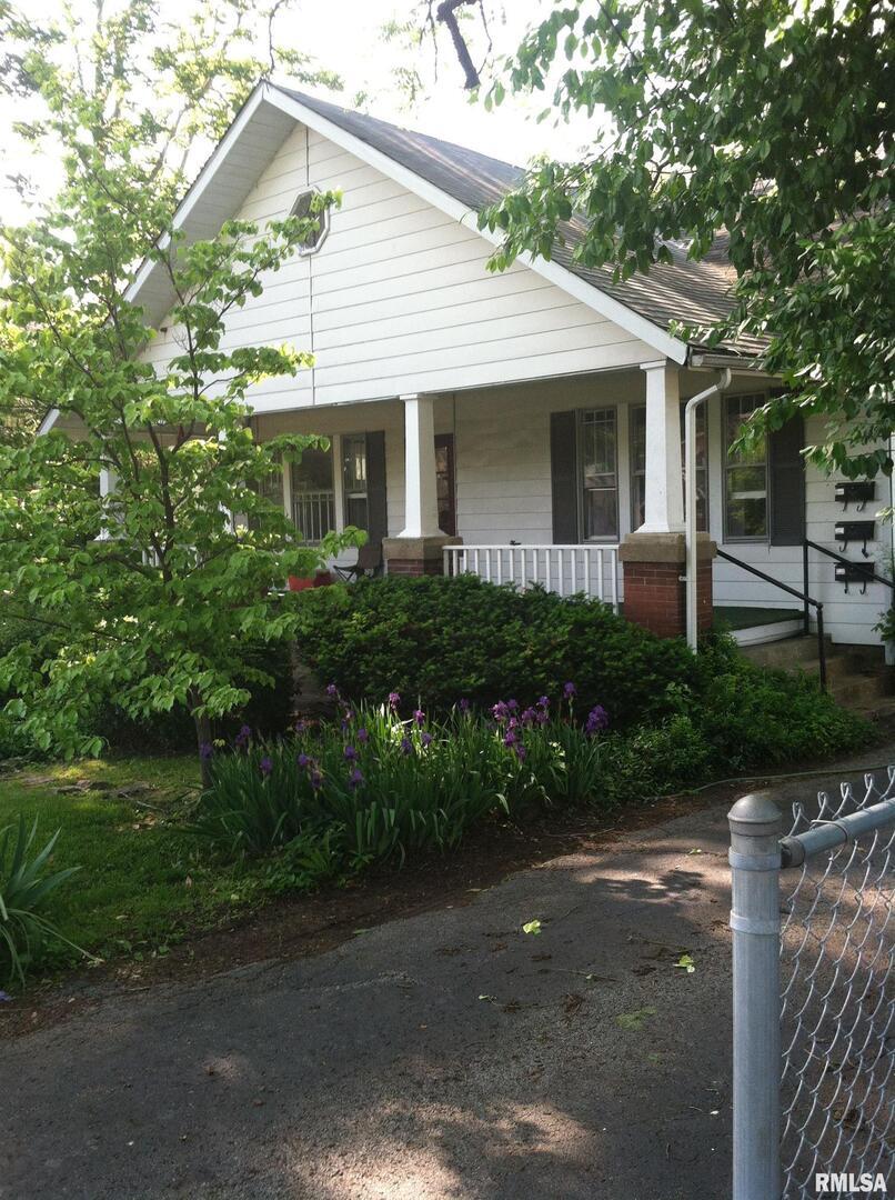 607 W Main St., Carbondale, IL 62901