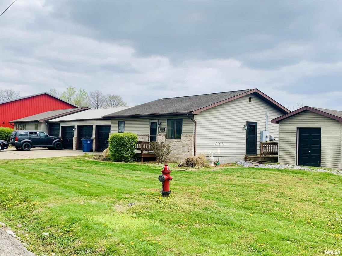 1005 W Central St. #A&B, Marion, IL 62959