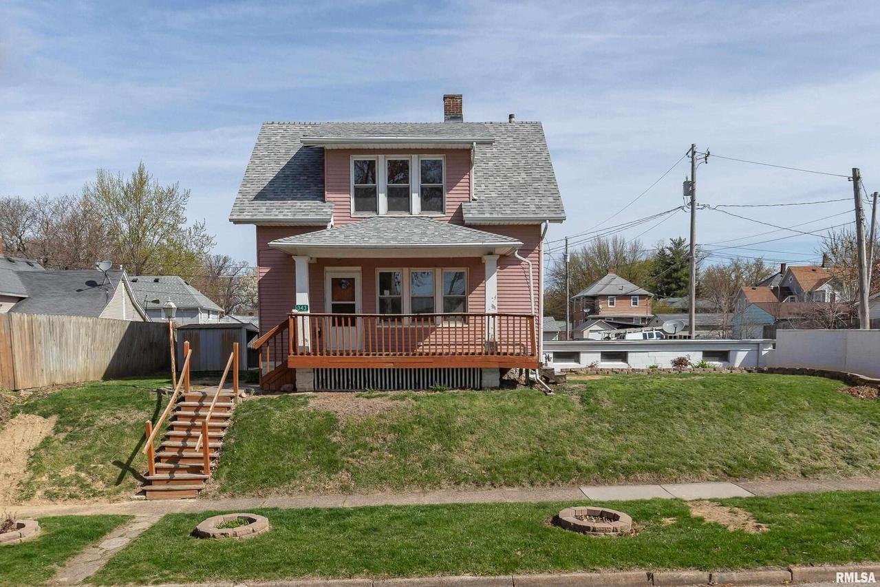 343 14th Ave., Moline, IL 61265