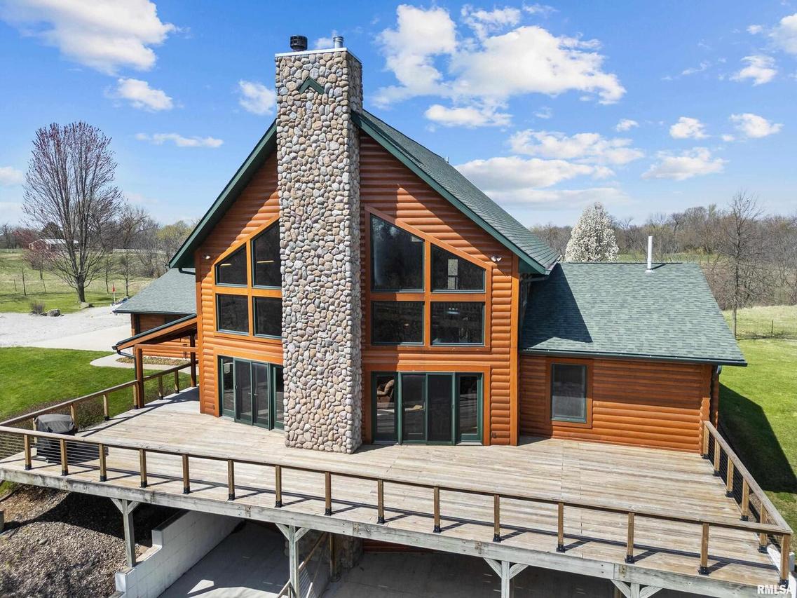 11814 56th St., Milan, IL 61264