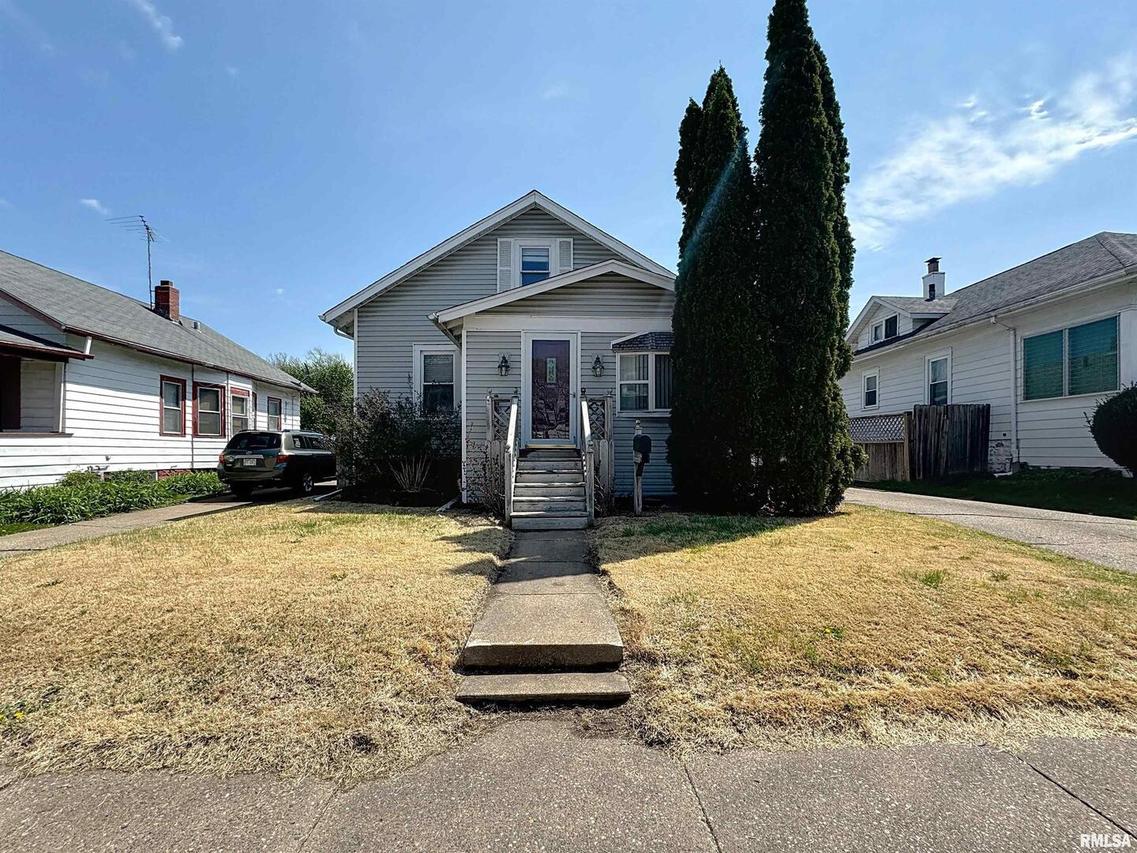 1817 13th St., Rock Island, IL