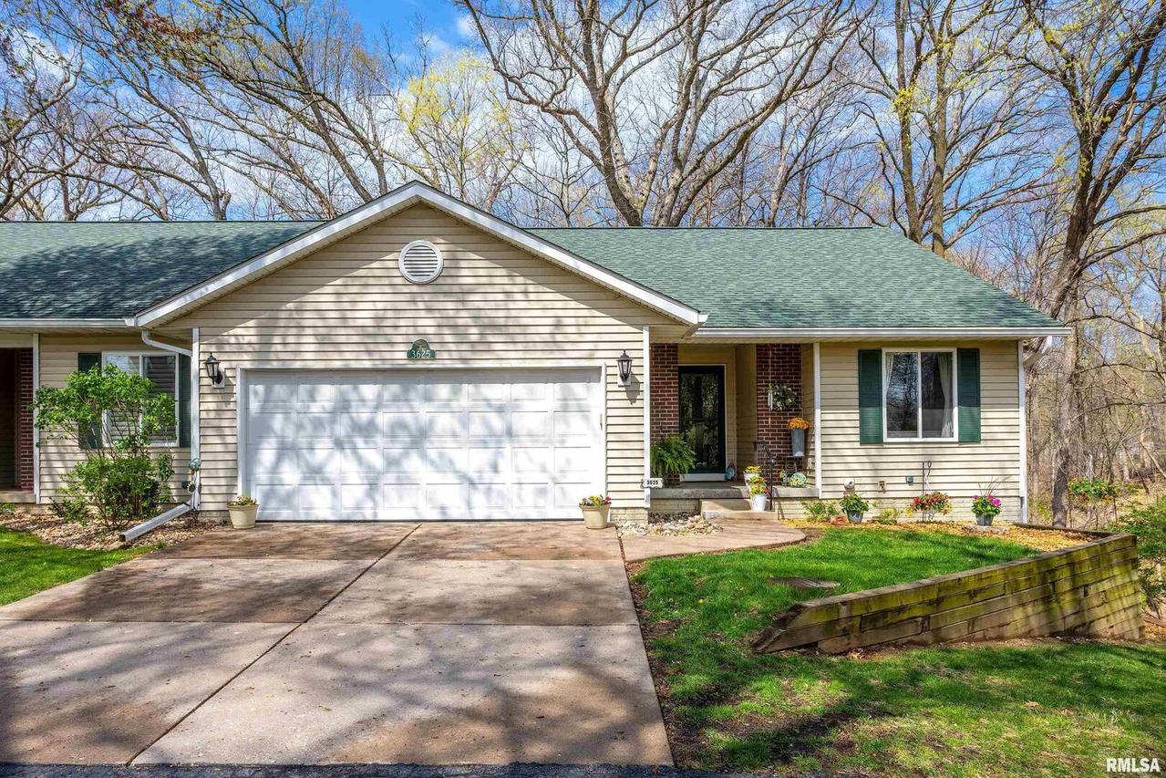 3625 Kennedy Dr. #14, East Moline, IL 61244