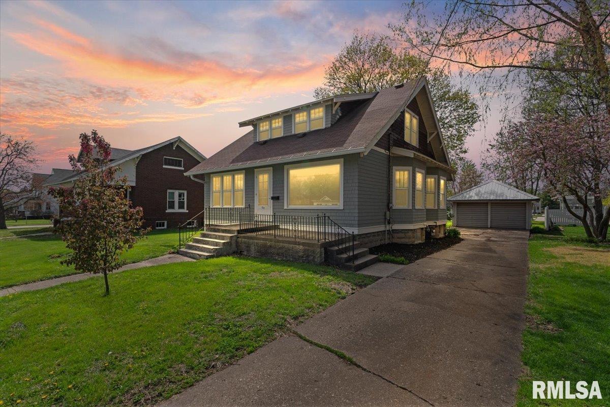 523 S Oakwood Ave., Geneseo, IL