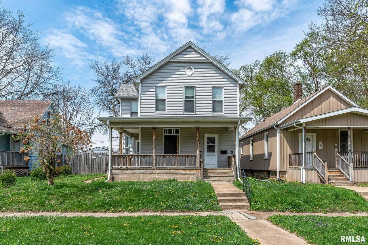 1416 32nd St., Rock Island, IL 61201