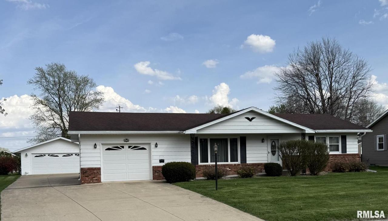 630 Mission Dr., Kewanee, IL 61443