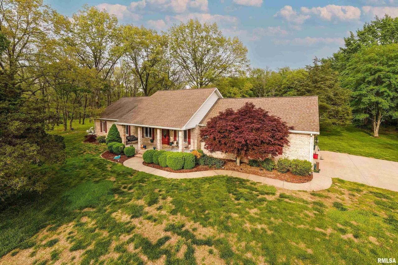 10378 Rock Creek Rd., Pittsburg, IL 62974