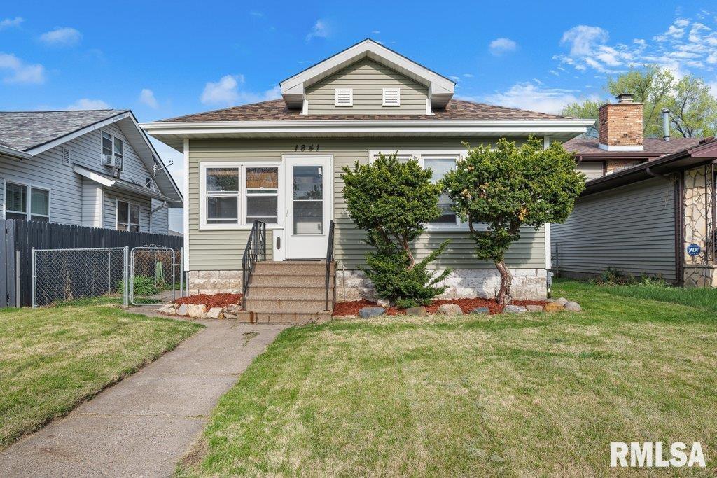 1841 46th St., Rock Island, IL 61201