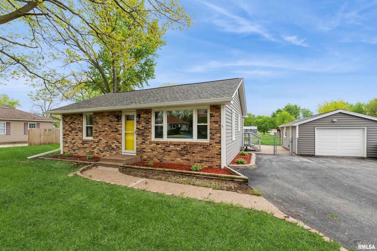 3802 6th Ave., East Moline, IL 61244