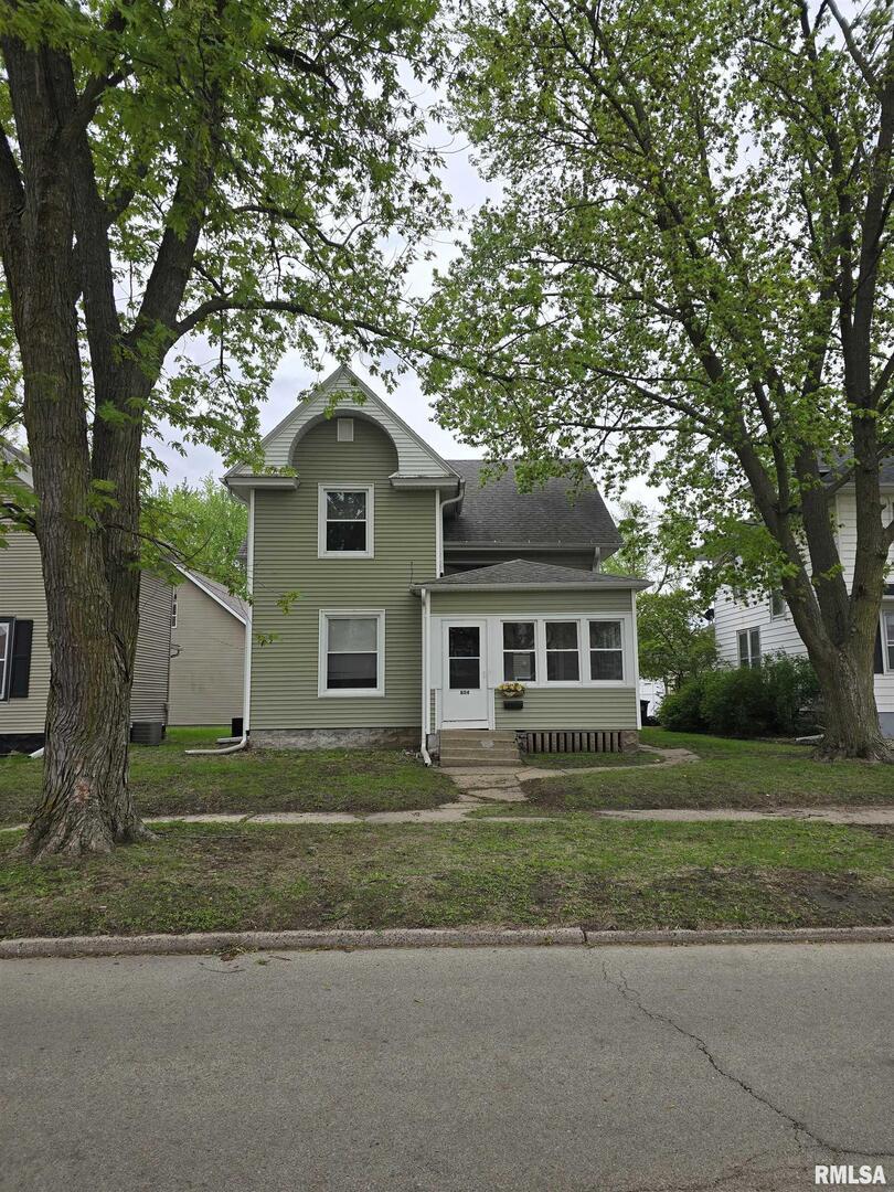 804 15th Ave., Fulton, IL 61252