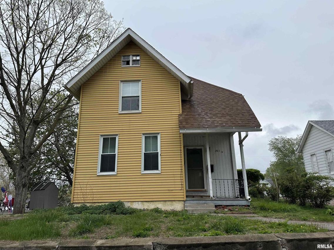 2811 8th Ave., Rock Island, IL 61201