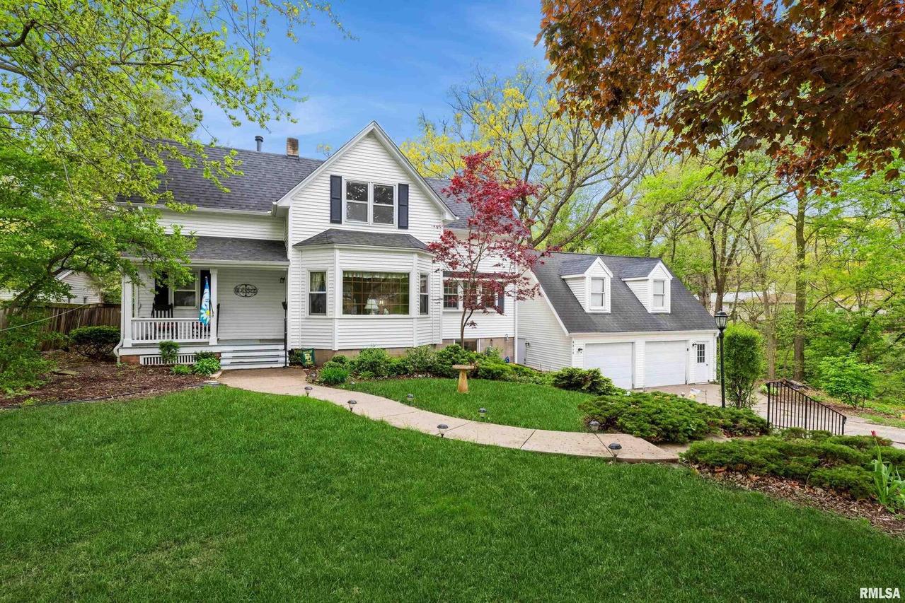 4414 26th Ave., Moline, IL 61265