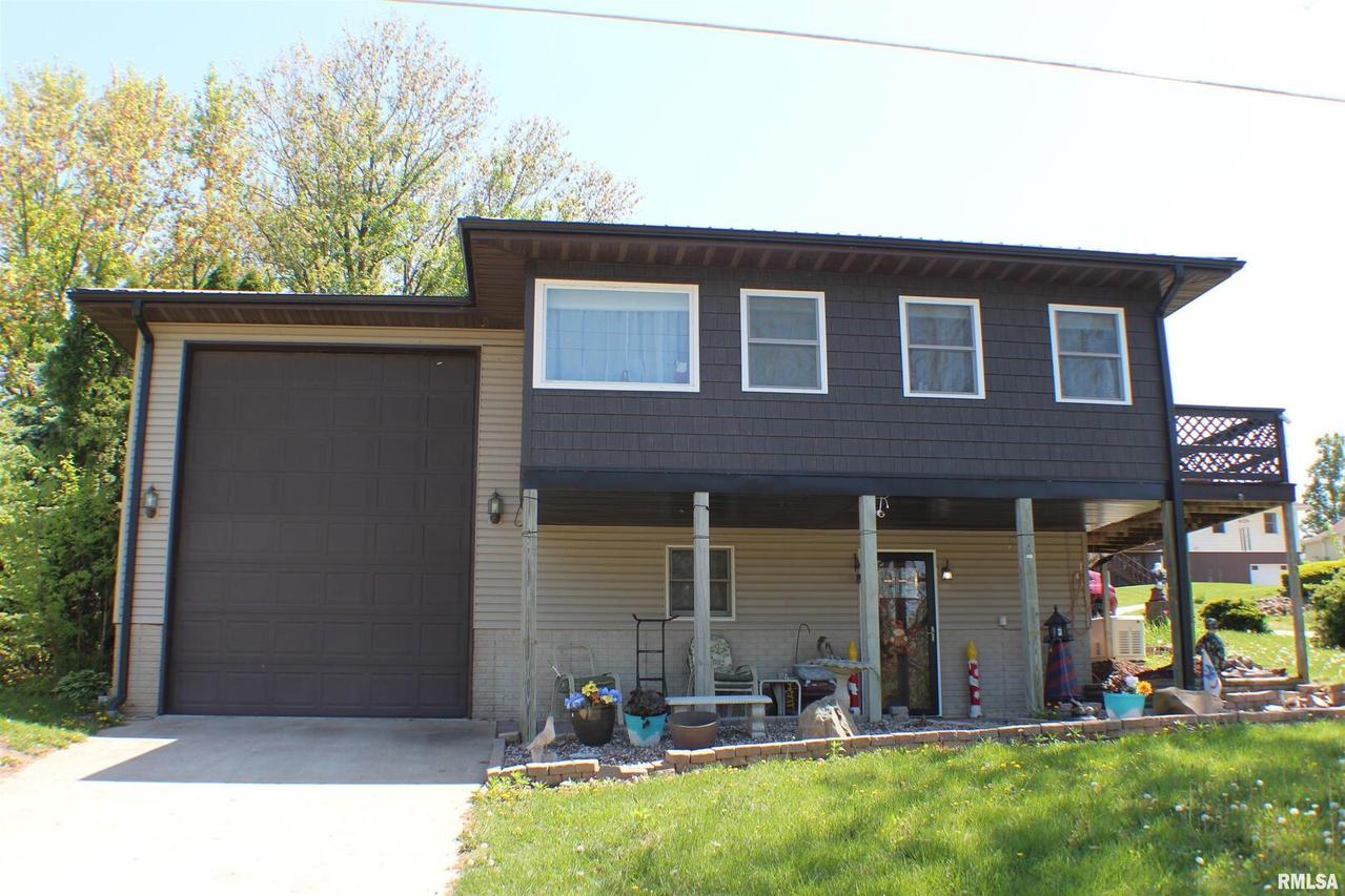 501 N Church St., Albany, IL 61230