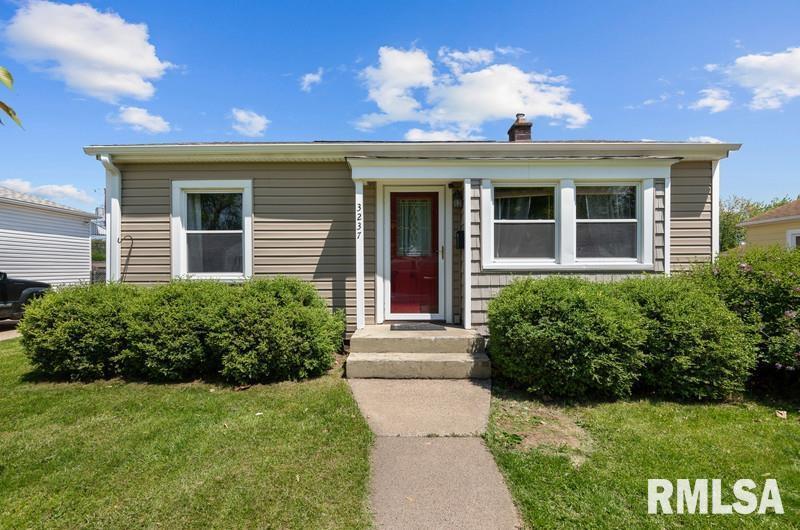 3237 25th St., Rock Island, IL