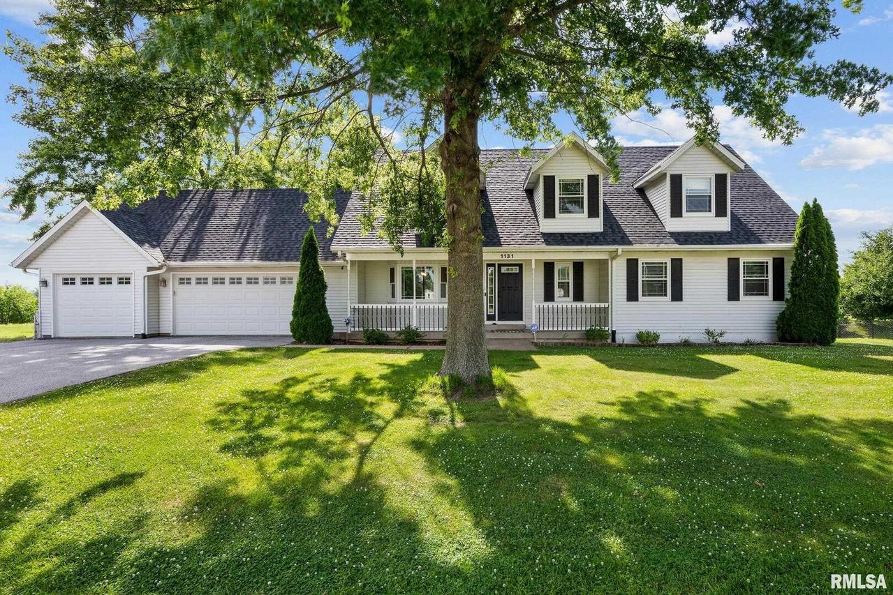 1131 Lakeview Dr., Sherrard, IL 61281