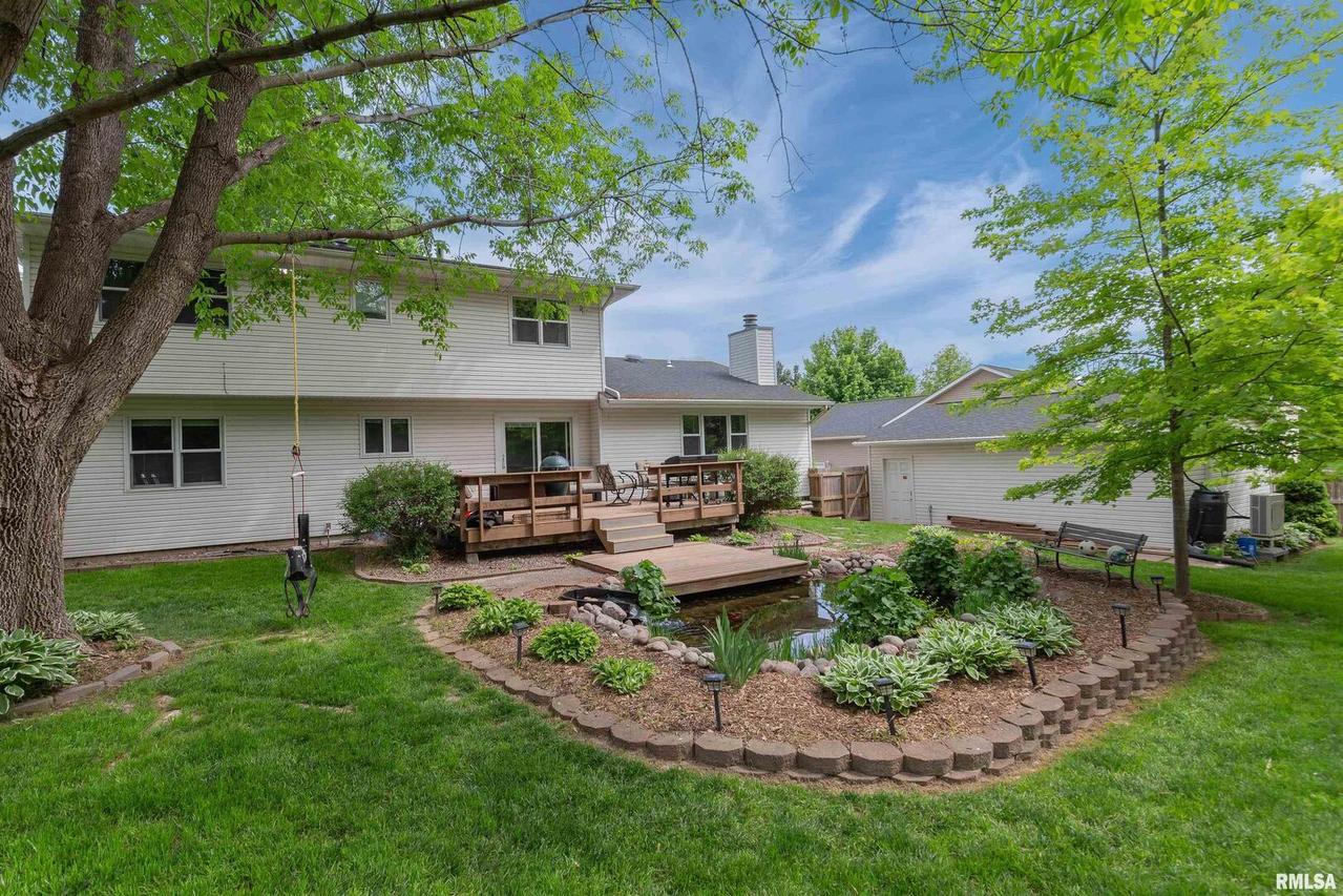 8530 W 17th St., Rock Island, IL 61201