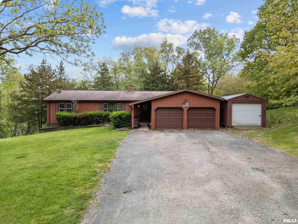 25475 N 970th Ave., Kewanee, IL 61443