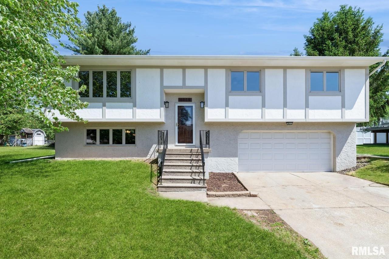 1119 Mark St., Colona, IL 61241