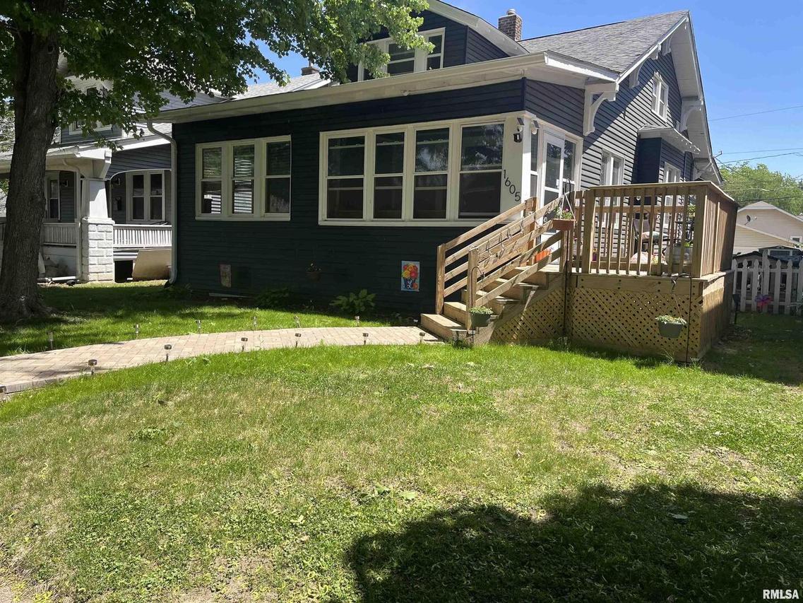 1605 29th St., Rock Island, IL 61201