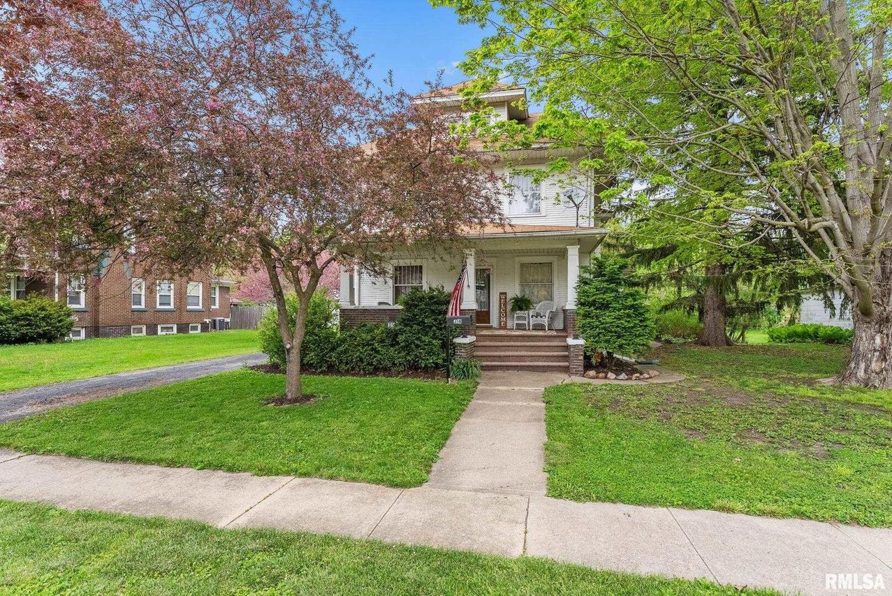 314 W Locust St., Cambridge, IL 61238