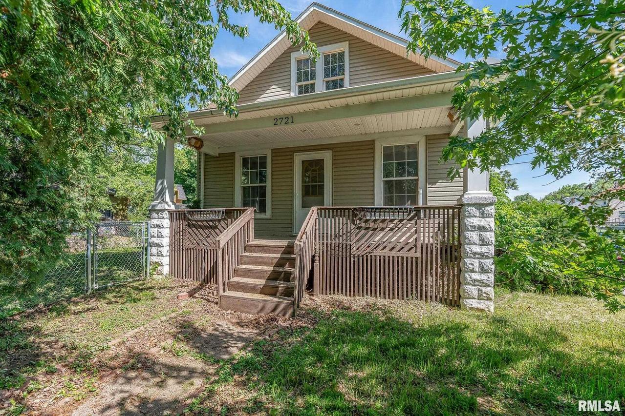 2721 11th Ave. #B, Moline, IL 61265