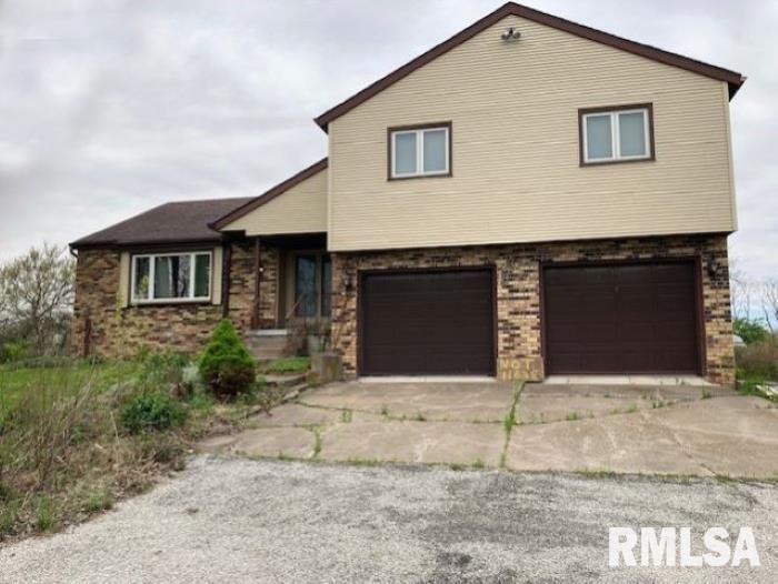 11630 81st St., Taylor Ridge, IL 61284