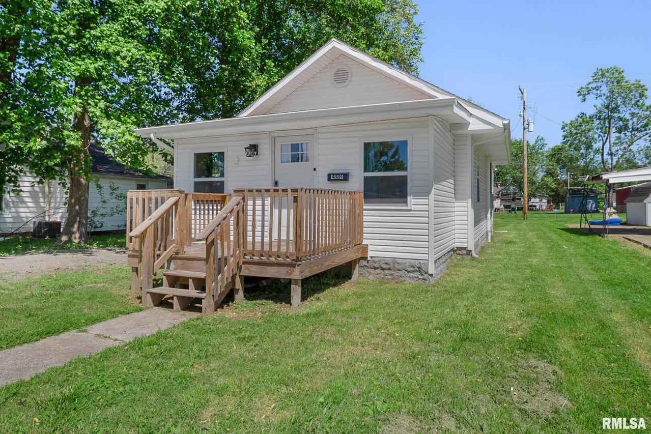 404 S 23rd St., Herrin, IL 62948