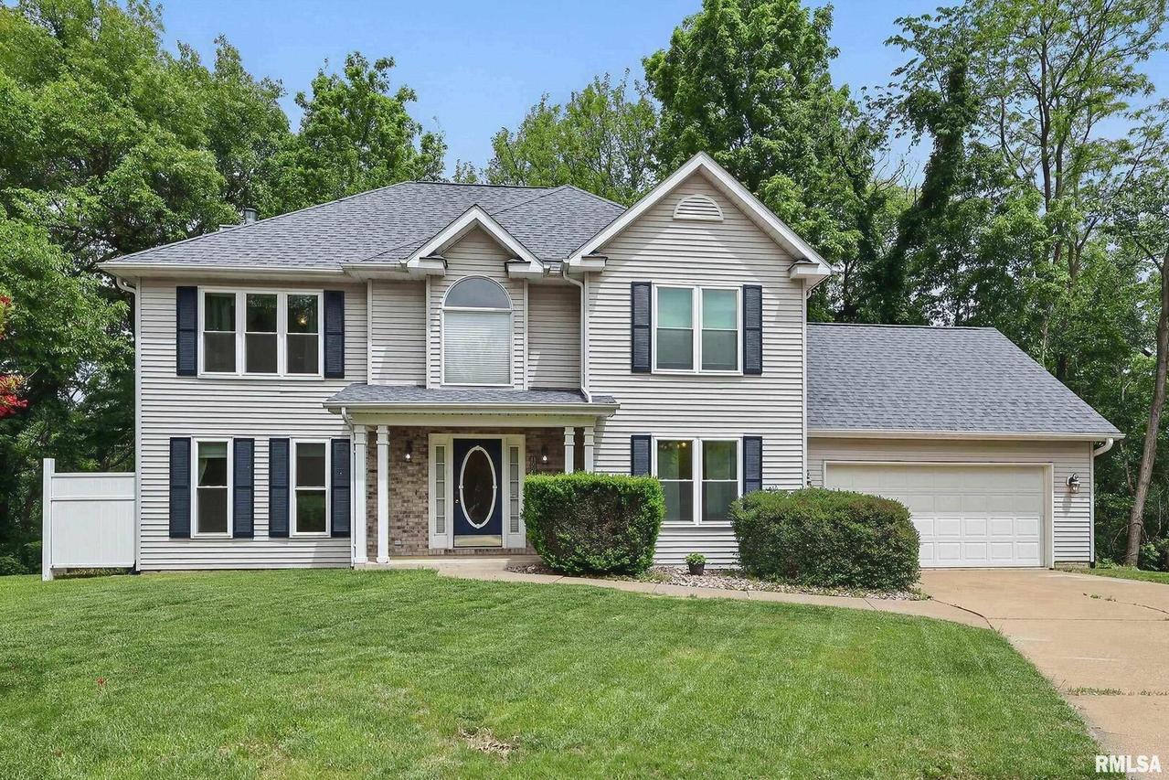 1003 E 3rd Street Ct., Coal Valley, IL 61240