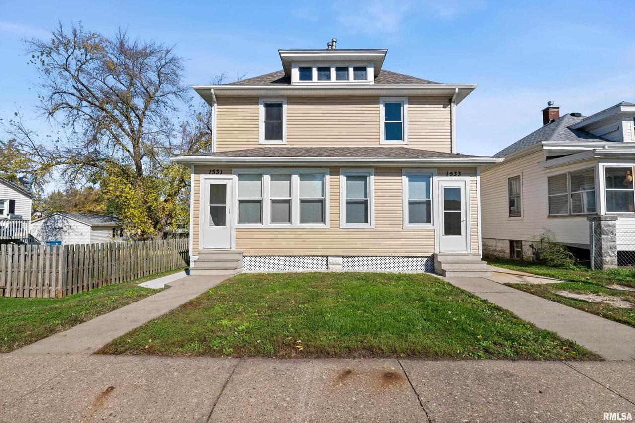 1531-1533 9th Ave., East Moline, IL 61244