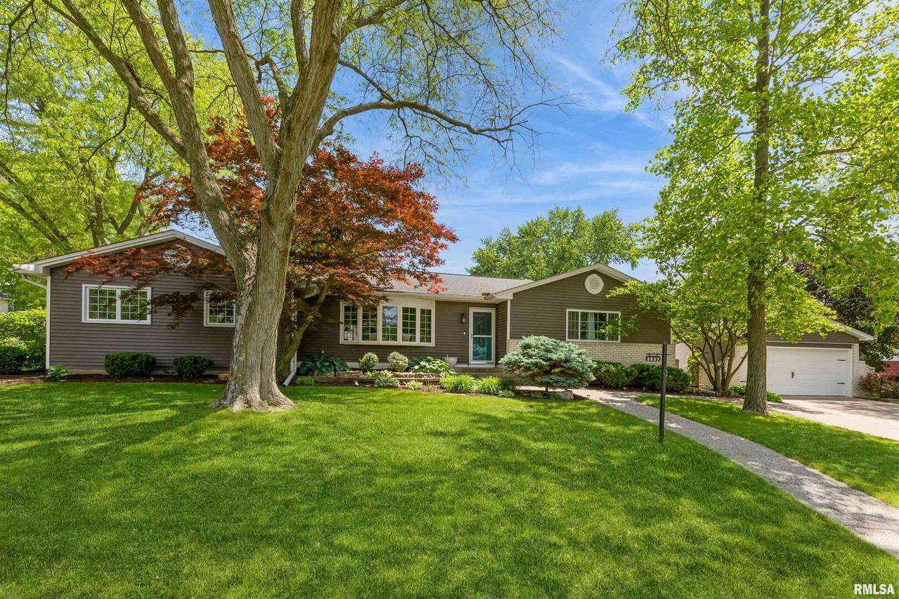 2507 45th St., Rock Island, IL 61201