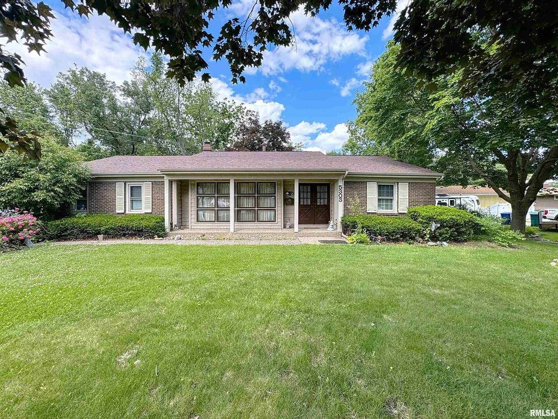 5303 34th Ave., Moline, IL