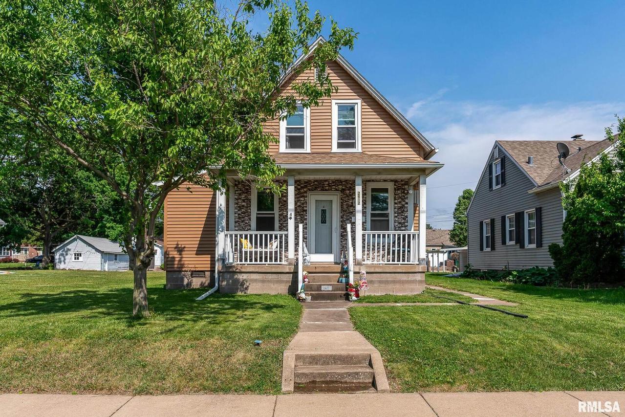 2612 7th St., Moline, IL 61265