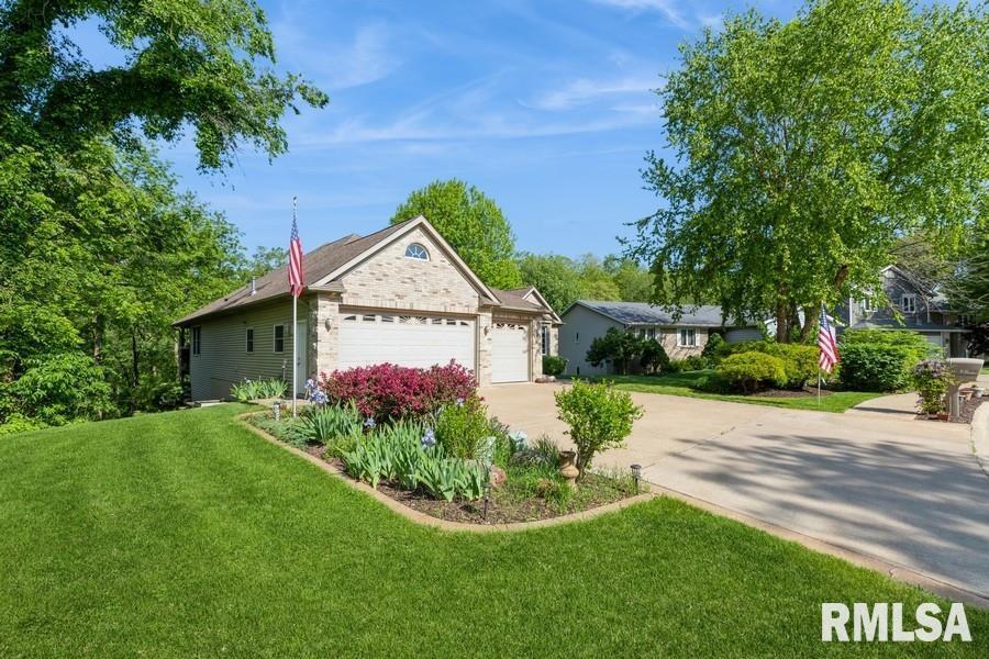 461 45th Ave., East Moline, IL 61244