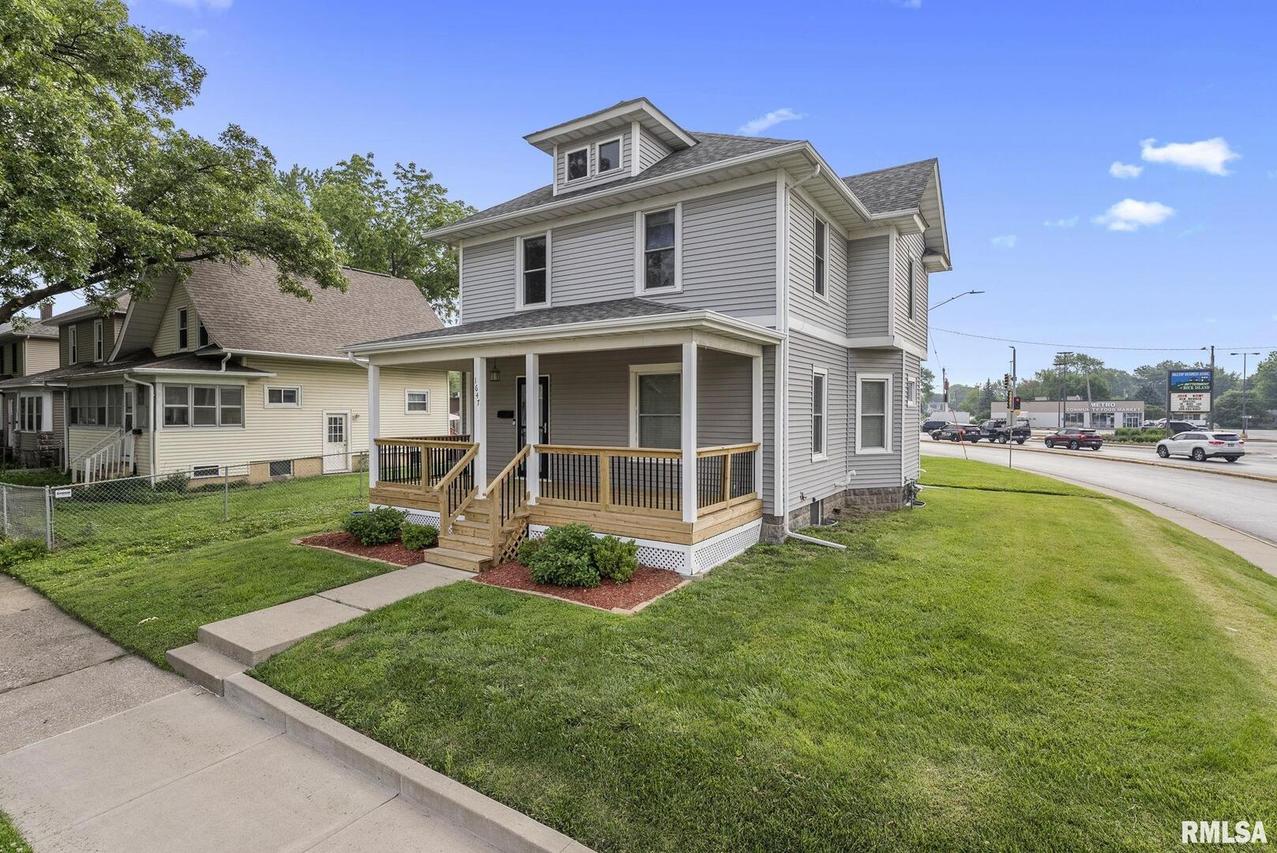 1647 37th St., Rock Island, IL 61201