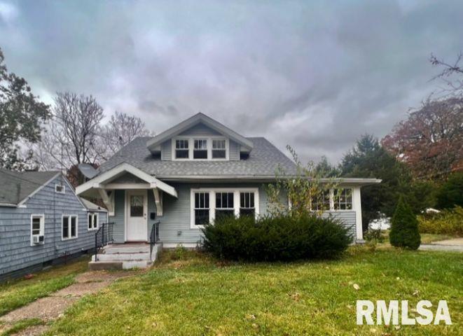 933 45th St., Rock Island, IL 61201