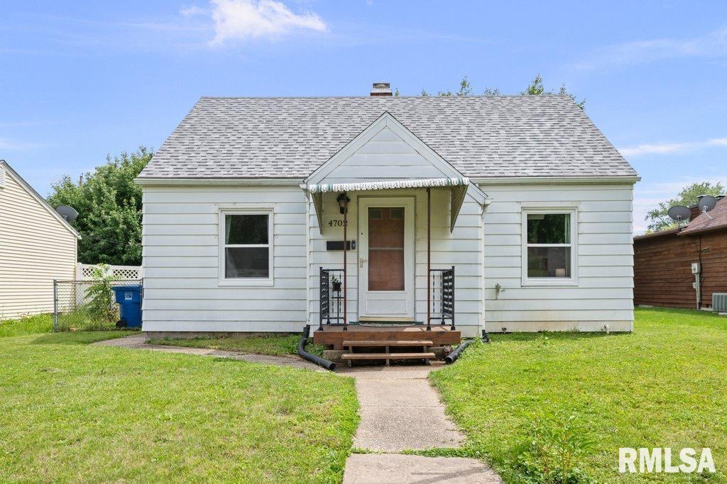 4702 11th Ave. #B, Moline, IL 61265