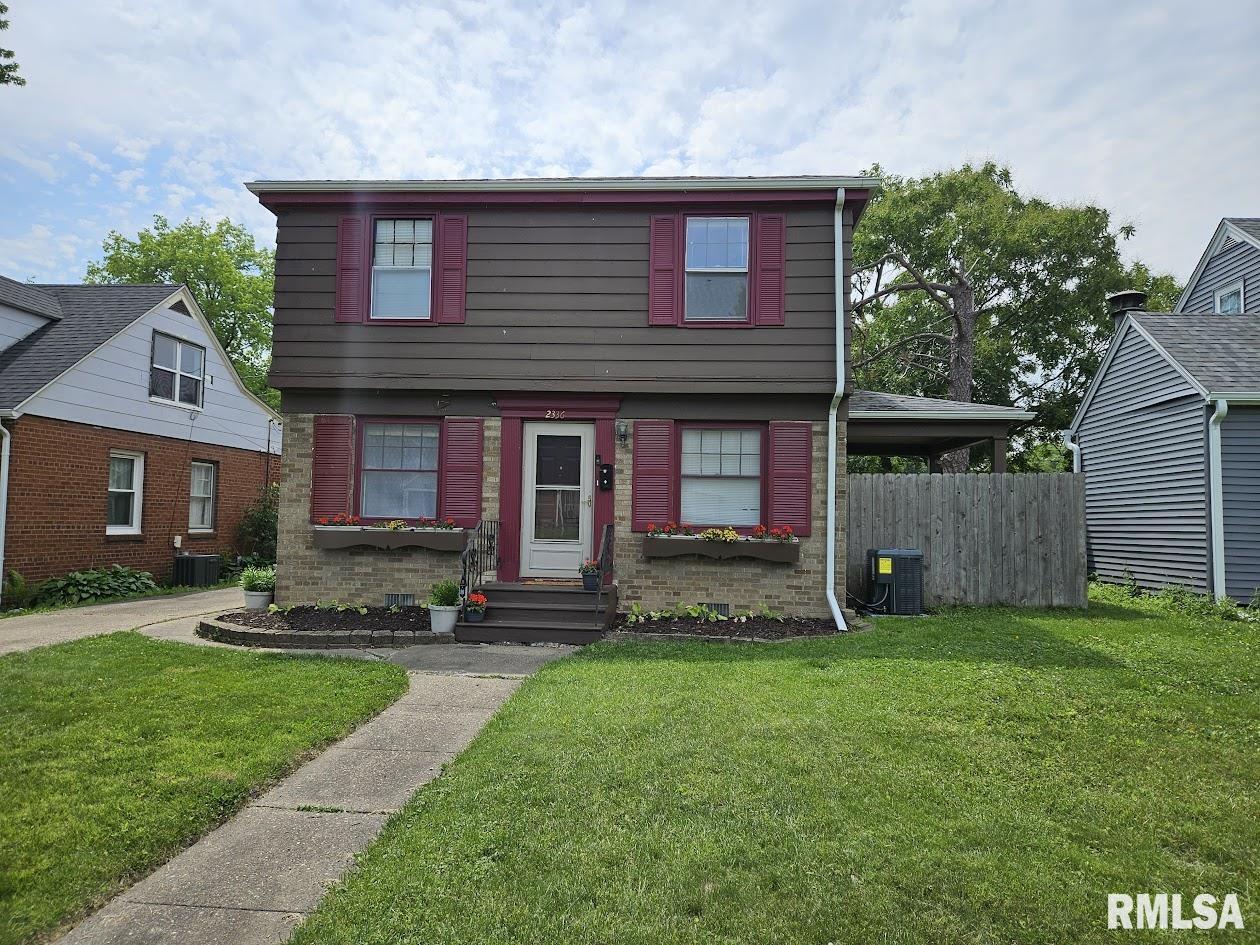 2336 24 1/2 St., Rock Island, IL 61201