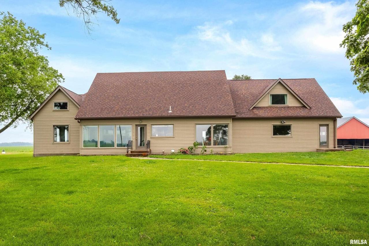 976 140th Ave., Joy, IL 61260