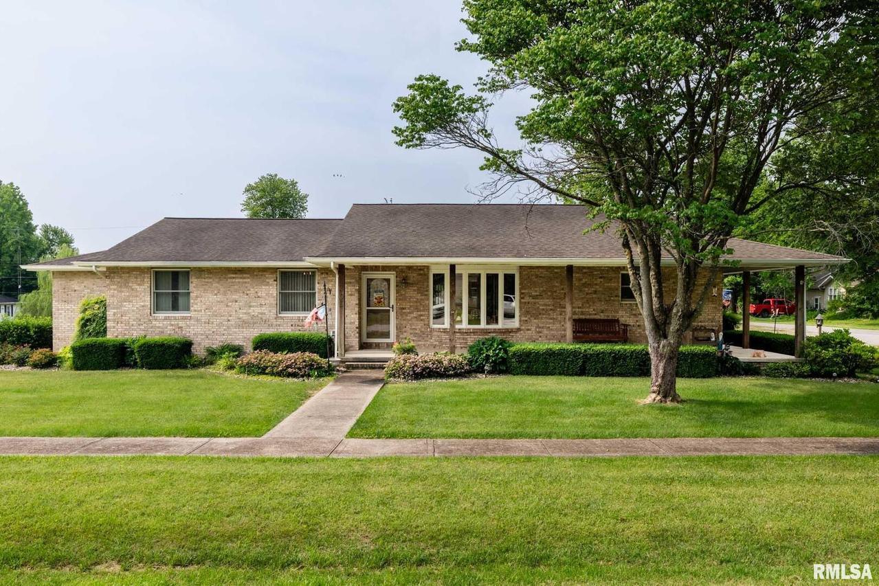 408 W Flora St., Valier, IL 62891