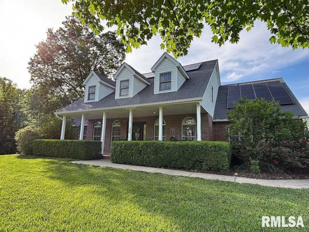 504 Arbor Dr., Carterville, IL 62918