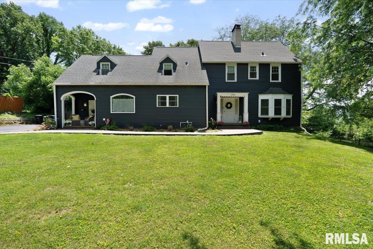 1240 42nd Ave., Rock Island, IL 61201