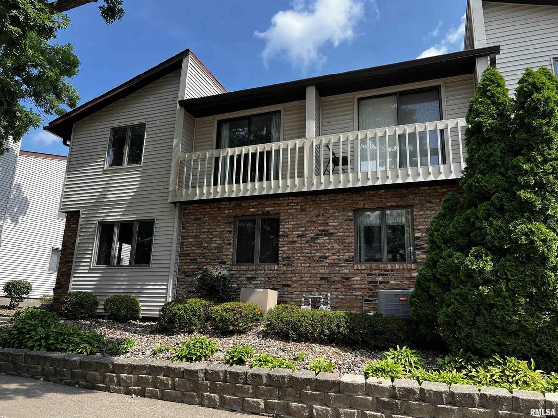 5903 36th Avenue Ct. #19, Moline, IL 61265