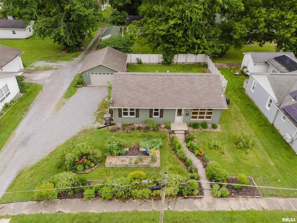 511 N Bryan Ave., Carterville, IL 62918