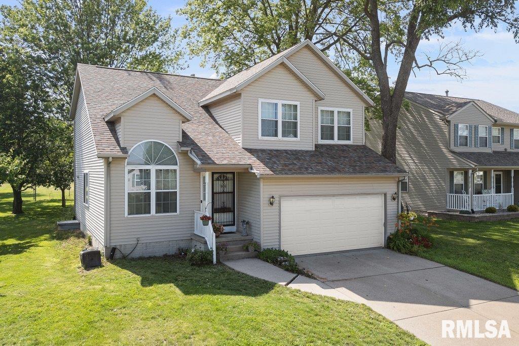 308 8th Ave., Hampton, IL 61256