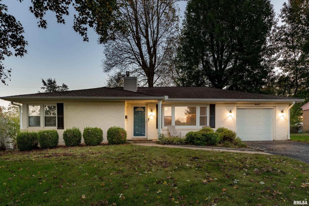 1607 Turnage Ln., Marion, IL 62959