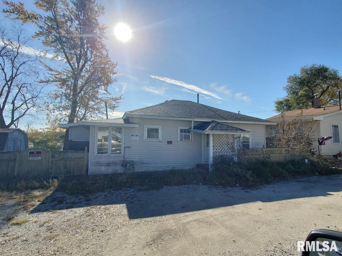 2712 47th Ave., Rock Island, IL 61201