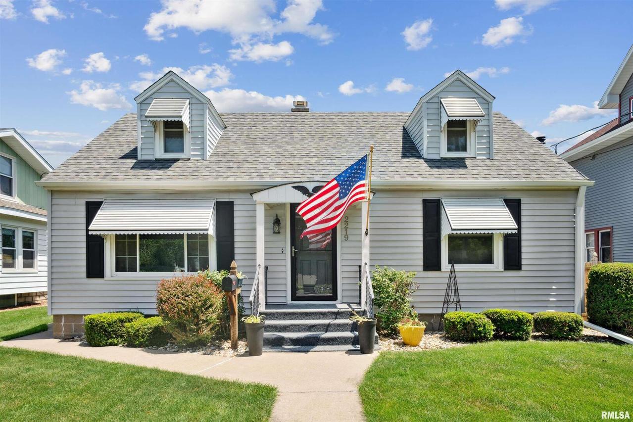 2219 24th St., Rock Island, IL 61201