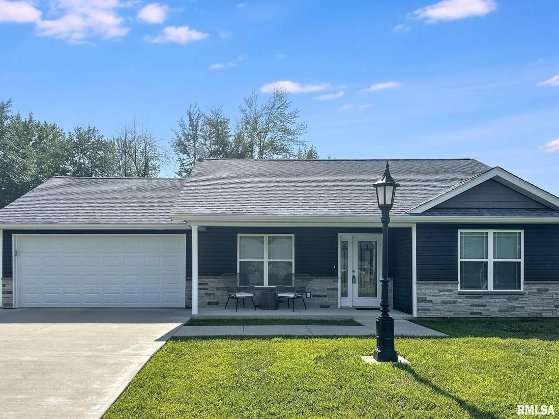 1612 N Garfield St., Marion, IL 62959