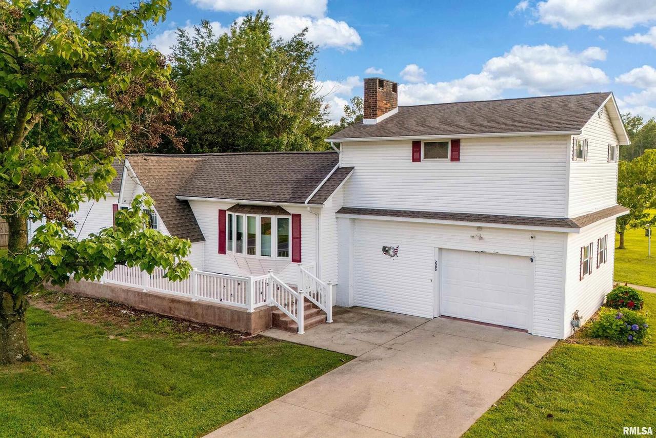 2305 Weaver Rd., Herrin, IL 62948