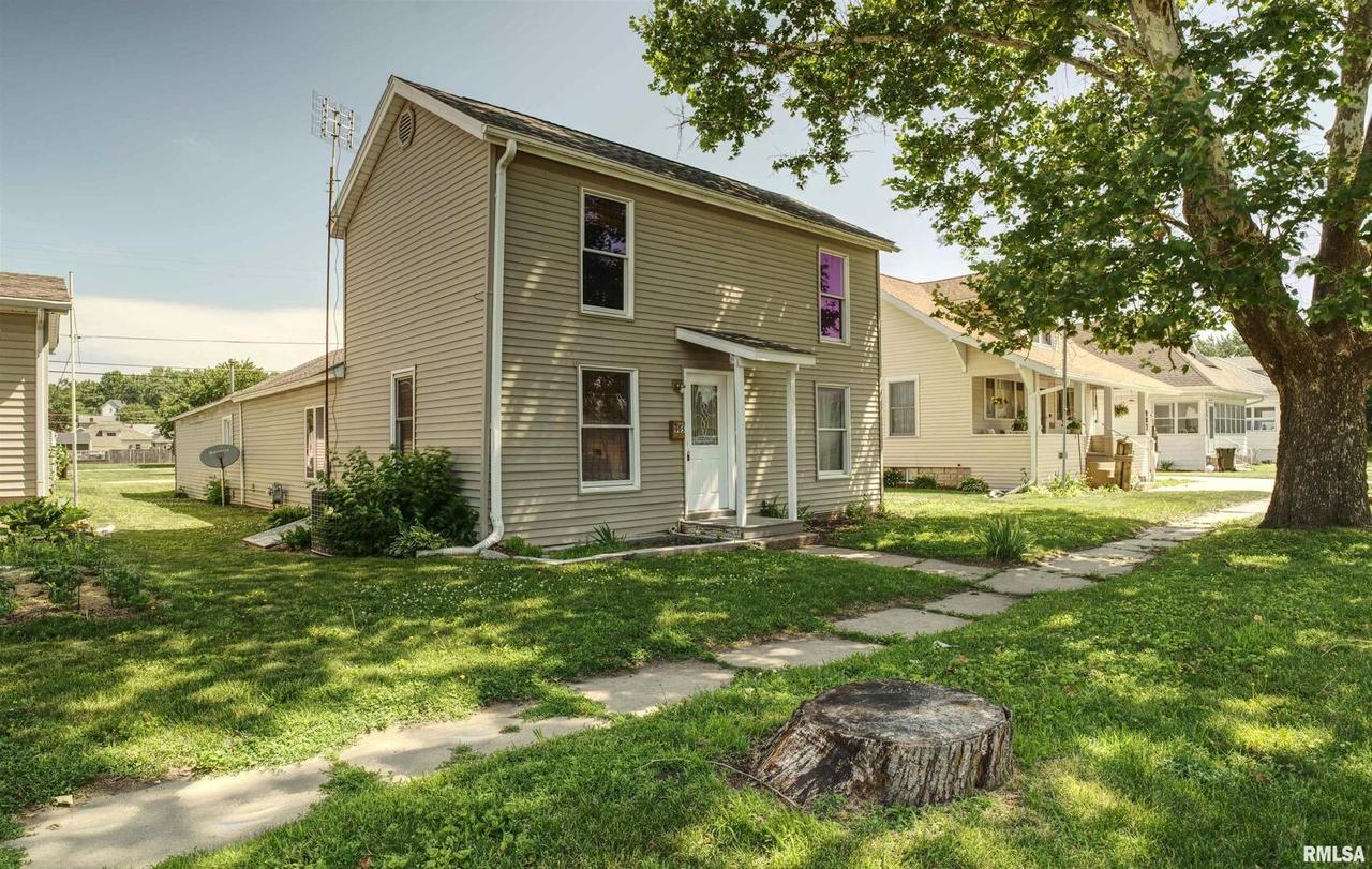 905 15th Ave., Fulton, IL 61252