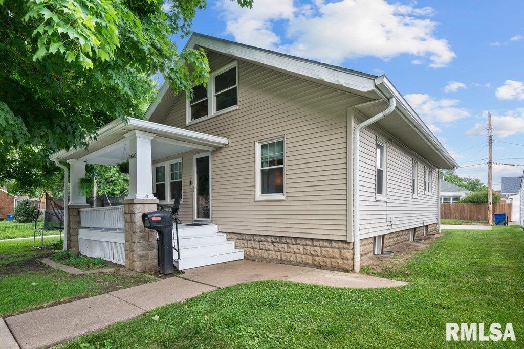 1620 24th St., Moline, IL 61265